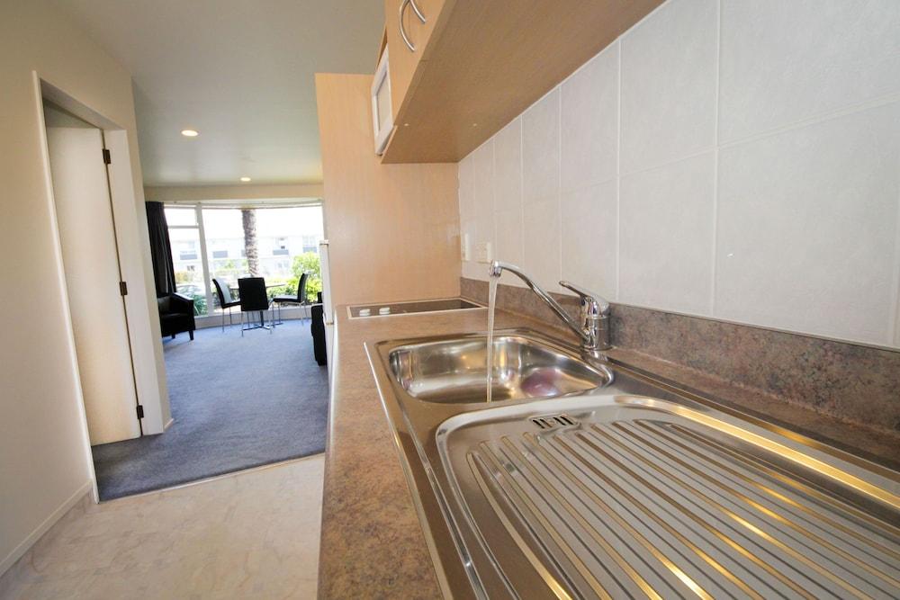 Baywatch Motor Inn Mount Maunganui Extérieur photo