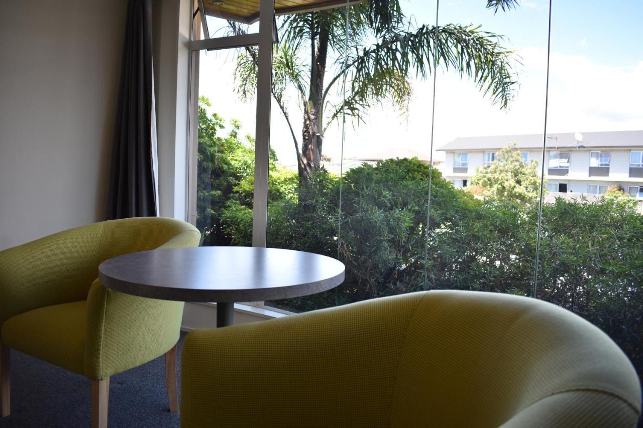 Baywatch Motor Inn Mount Maunganui Extérieur photo